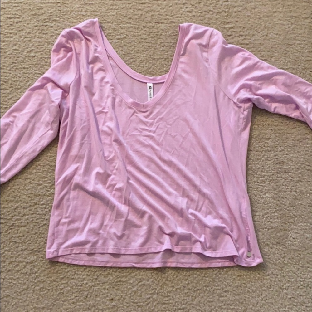 Fabletics shirt